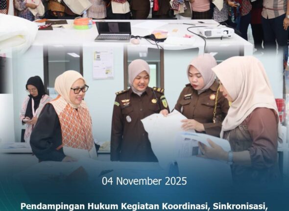 Bandung, Kasubsi Perdata dan Tata Usaha Negara Ibu Marsica Lestari, SH. M.Kn dan Kasubsi Pertimb