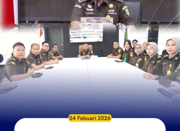 Talang Ubi,Kepala Kejaksaan Negeri PALI Bapak Hamidi, SH, MH didampingi Kasubagbin, Kaur, dan Pa