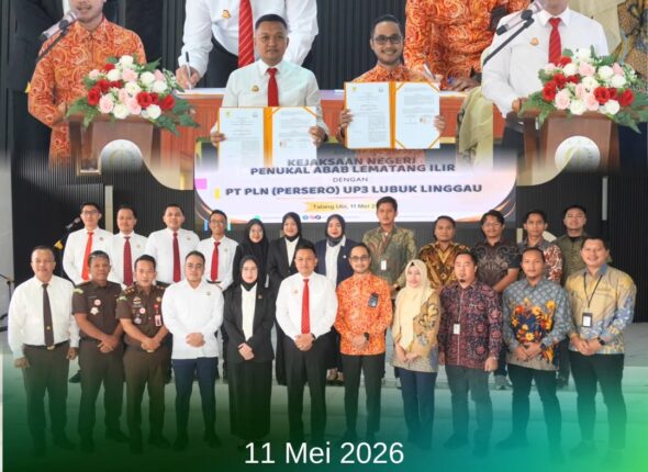 Talang Ubi,Kepala Kejaksaan Negeri PALI Bapak Hamidi, SH, MH, didampingi Kepala Seksi Perdata d